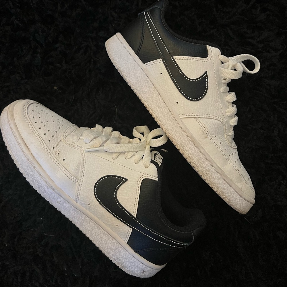 Nike Black And White Court Vision - Gem